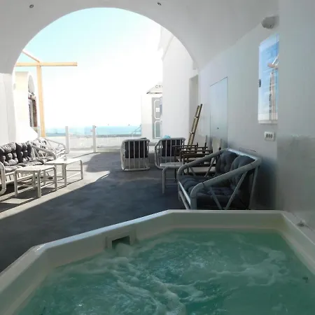 B&B Ethereal Caldera Suites *