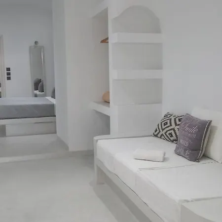 B&B Ethereal Caldera Suites
